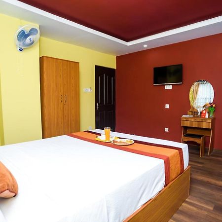 Oyo 105 Hotel Travel Inn Kathmandu Esterno foto