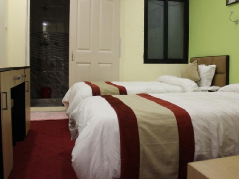 Oyo 105 Hotel Travel Inn Kathmandu Esterno foto