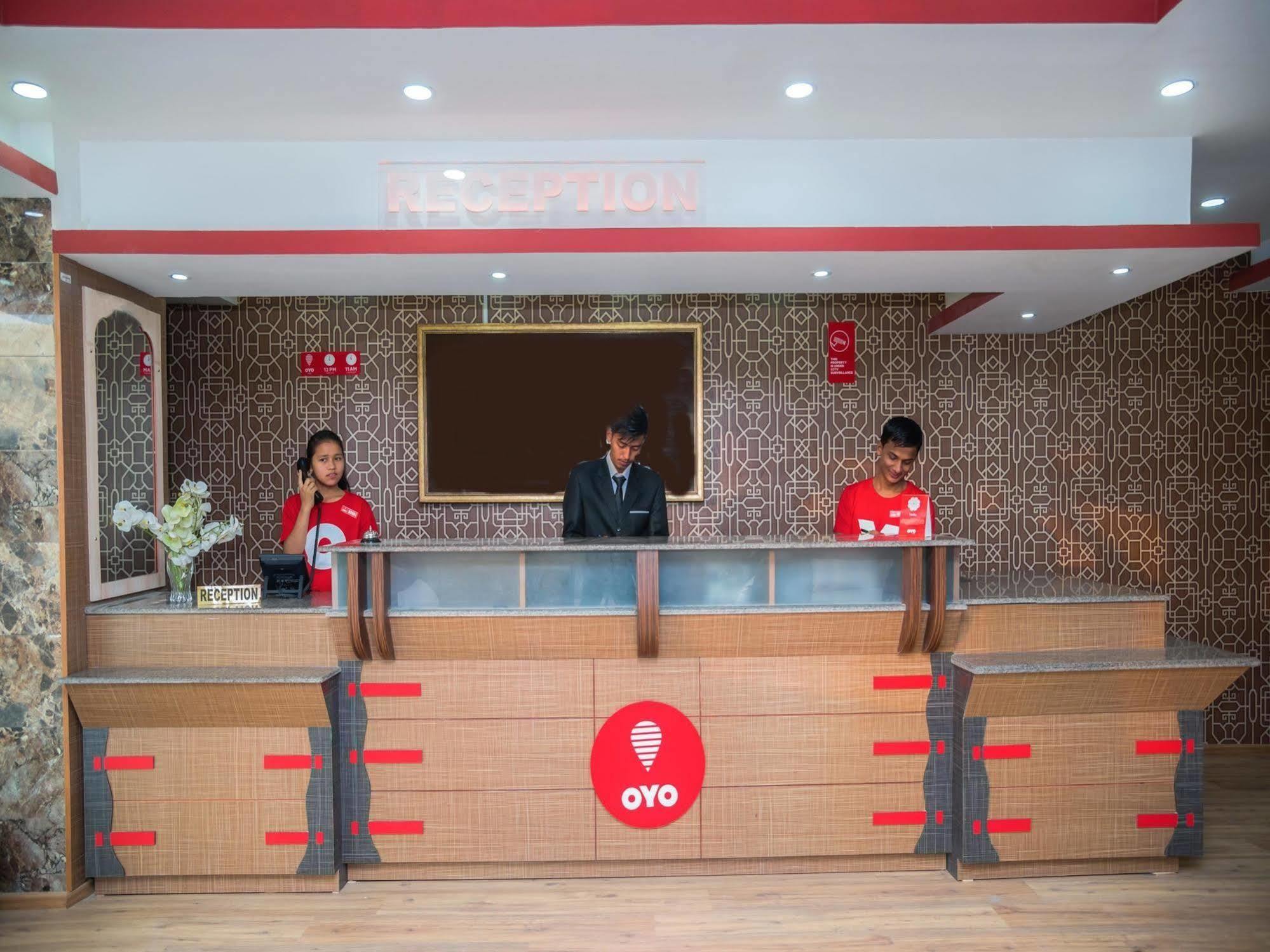 Oyo 105 Hotel Travel Inn Kathmandu Esterno foto