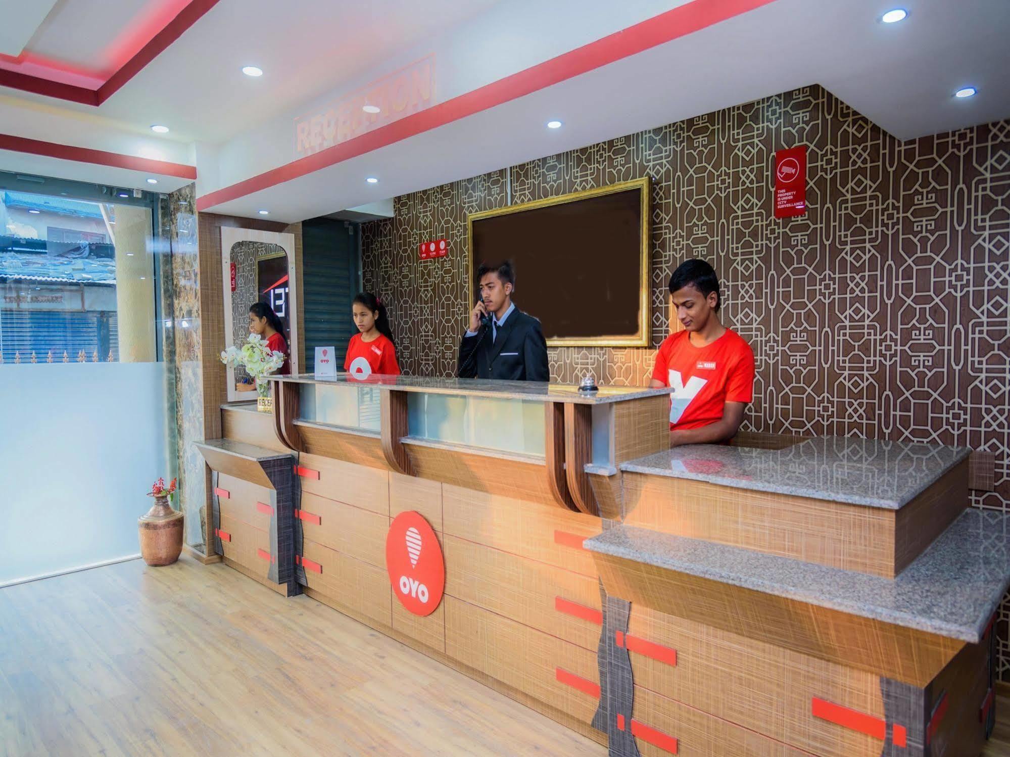 Oyo 105 Hotel Travel Inn Kathmandu Esterno foto